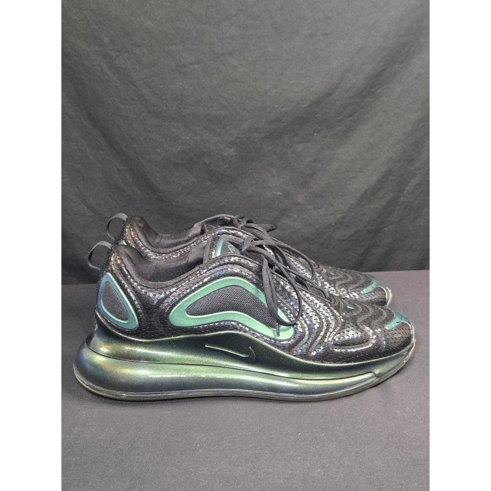 Nike‎ Air Max 720 Black Iridescent AR9293-002 Women's 11 Men's 9.5